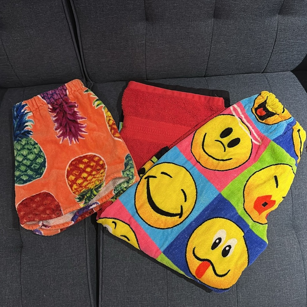 2 Pairs-Kiki’s Nation Towel Swim Pants/Shorts-Multicolor-Emoji-Pineapple-Small